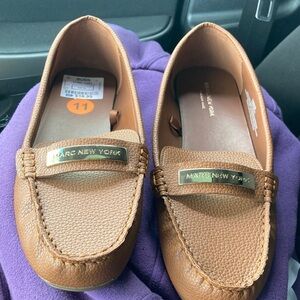 Marc New York Tan/Brown Leather Penny Loafers with Gold Plaque